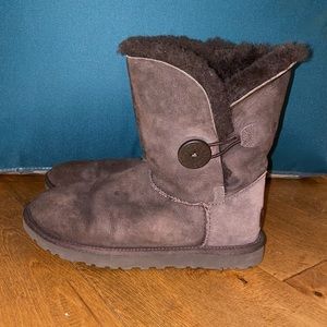 UGG Bailey chocolate brown boots
